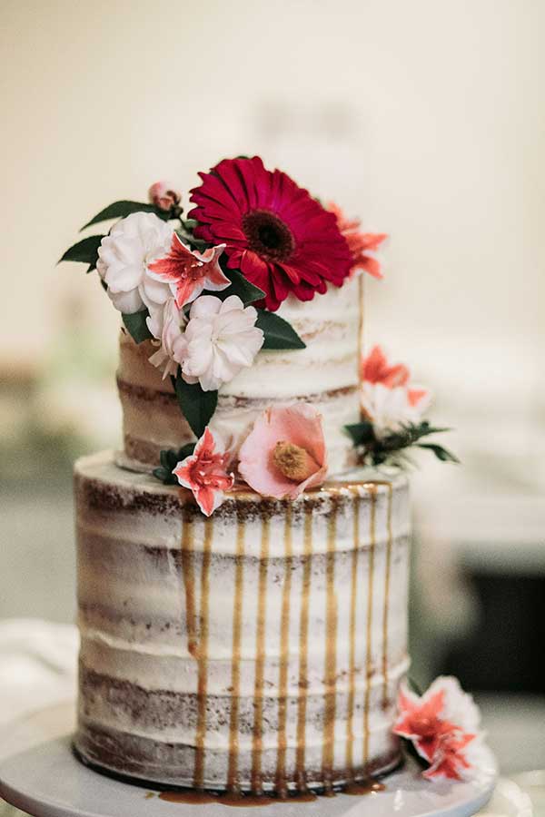 A beautiful wedding cake at The Market Bar Wedding Venue for the ultimate urban chic wedding experience.