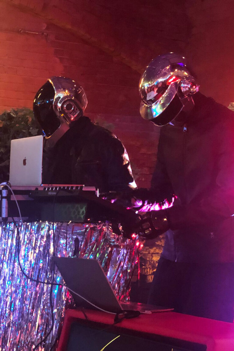 the-best-corporate-events-market-bar